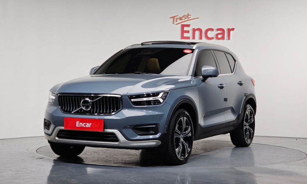 Volvo XC40 B4 Inscription, 2022