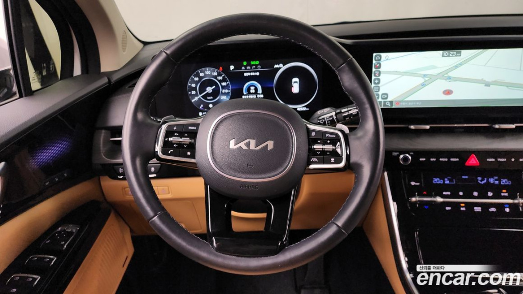Kia Carnival 9-Seater Signature, 2023