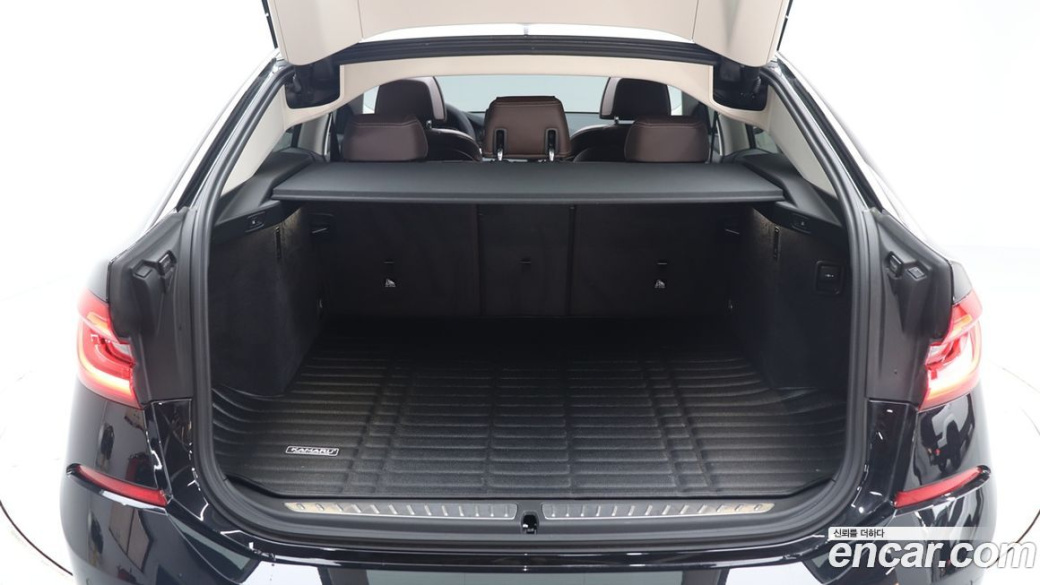 BMW Gran Turismo 620d xDrive Luxury, 2022