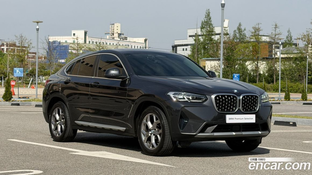 BMW X4 xDrive20i xLine, 2022