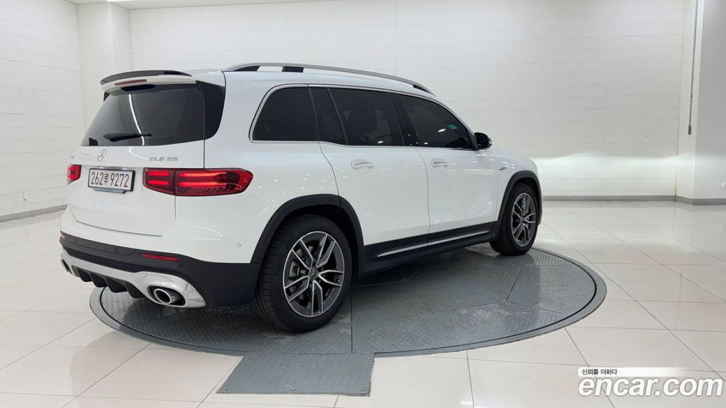Mercedes-Benz GLB-Class AMG GLB35 4MATIC, 2025