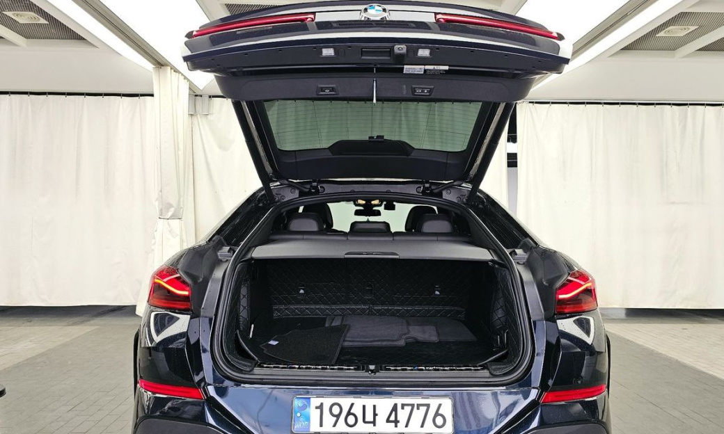 BMW X6 xDrive30d M Sport, 2025