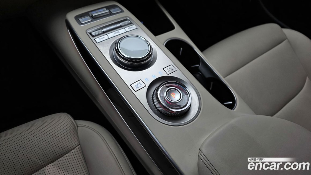 Genesis GV70 2.2 Diesel 2WD, 2024