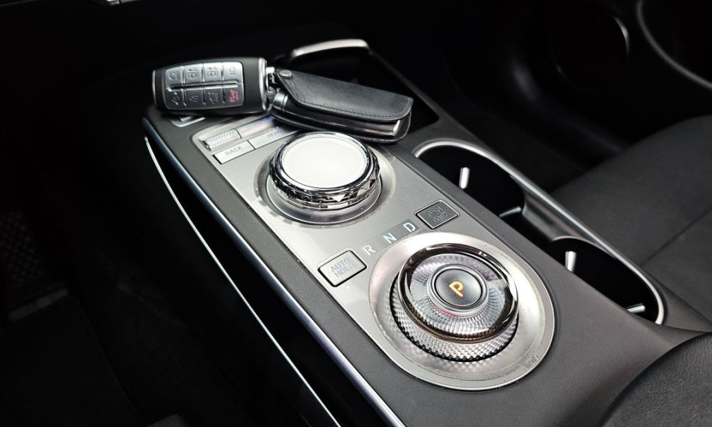 Genesis GV70 2.5T Gasoline 2WD, 2023
