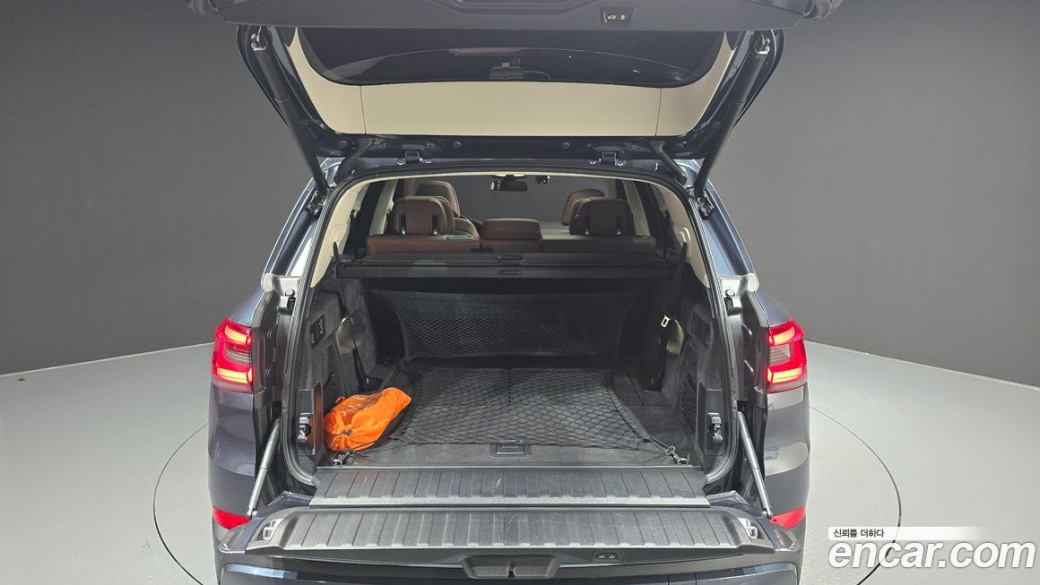 BMW X5 xDrive 40i xLine, 2022