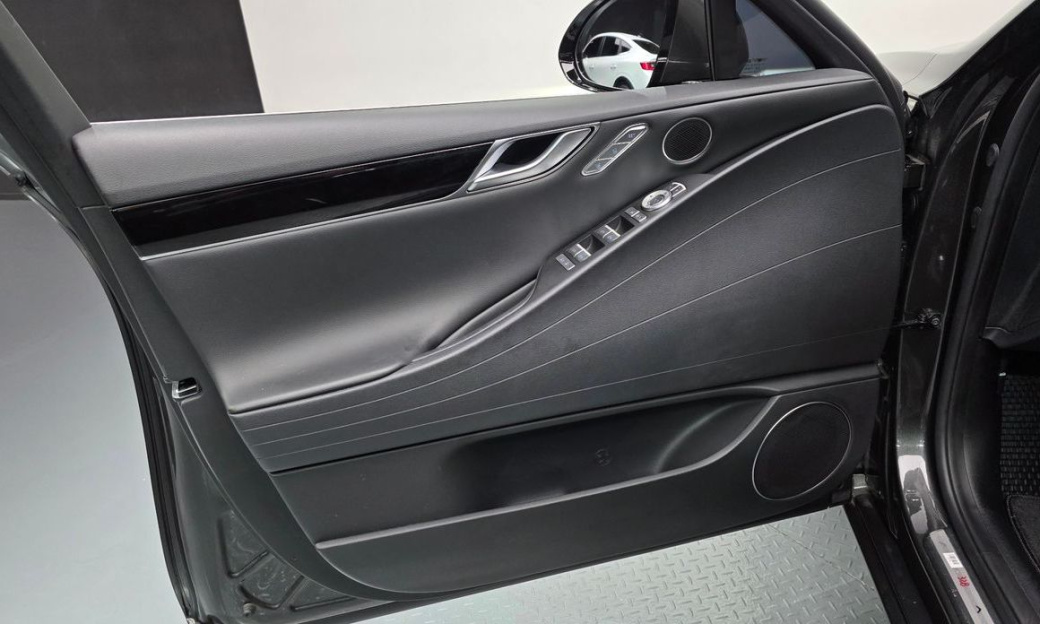 Genesis G80 Gasoline 2.5 Turbo AWD, 2024