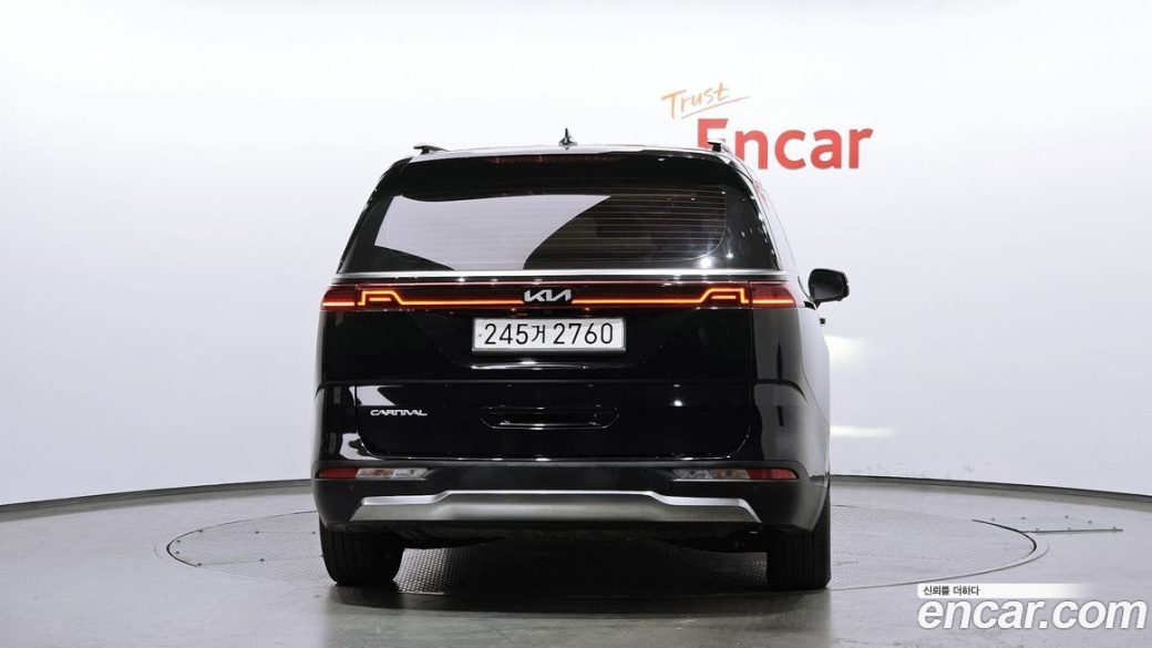 Kia Carnival 9-Seater Signature, 2023