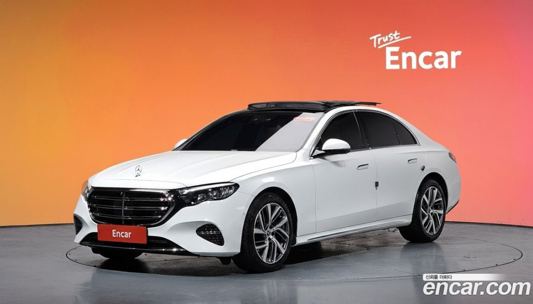 Mercedes-Benz E-Class E220d 4MATIC Exclusive, 2024