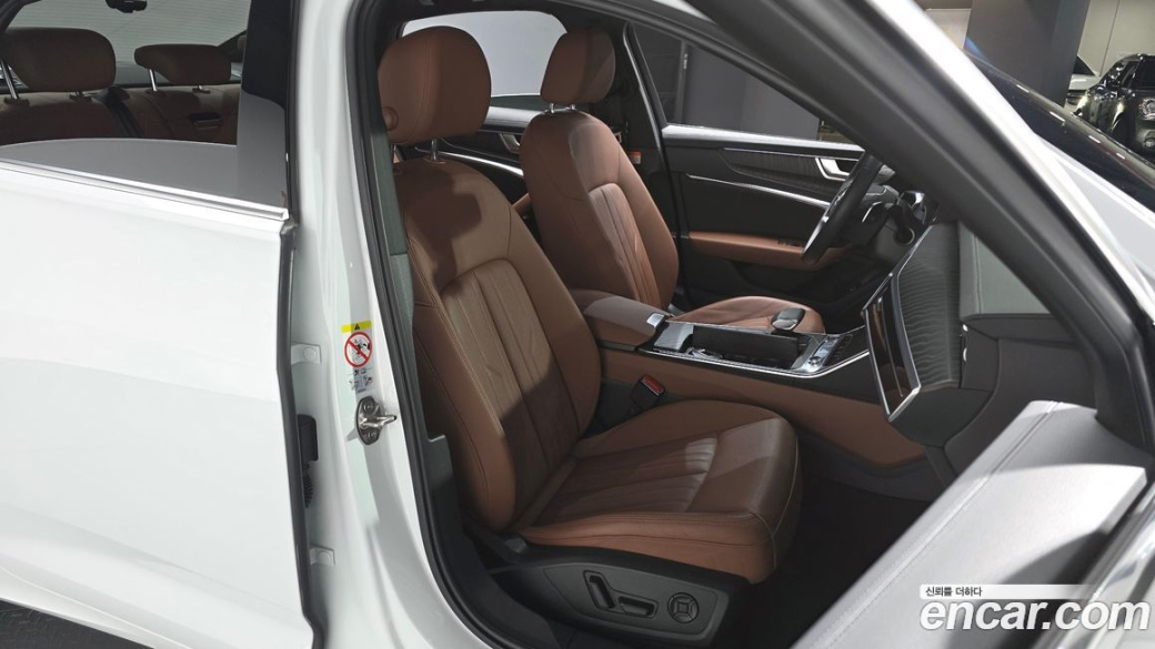 Audi A6 45 TFSI Premium, 2023