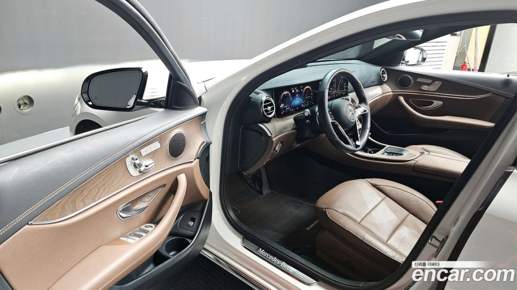 Mercedes-Benz E-Class E250 Exclusive, 2022