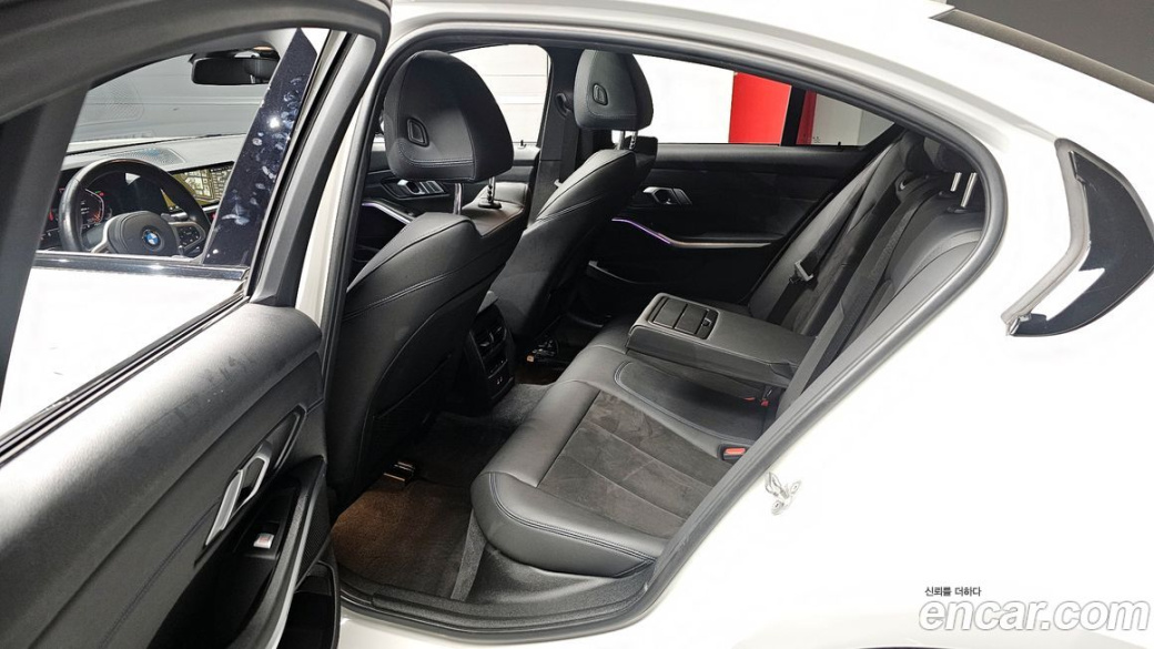 BMW 3-Series 320i M Sport, 2022