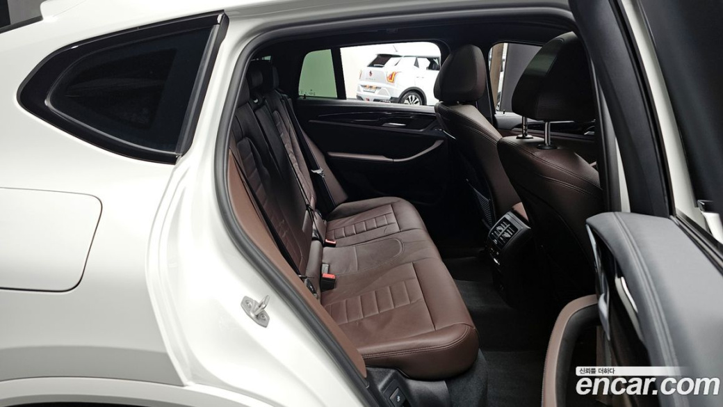 BMW X4 xDrive M40i, 2025