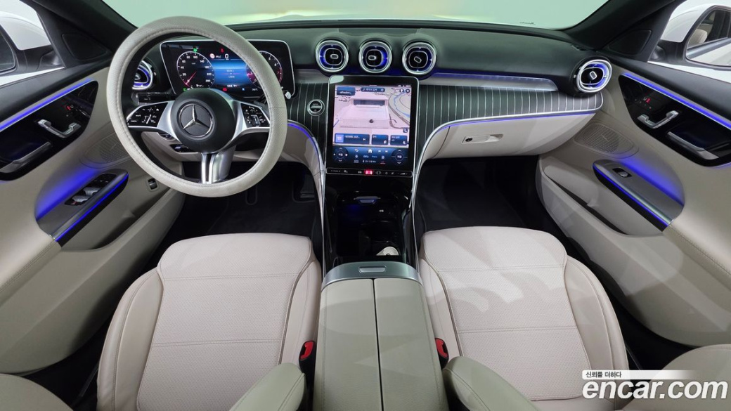 Mercedes-Benz C-Class C300 4MATIC Avantgarde, 2023