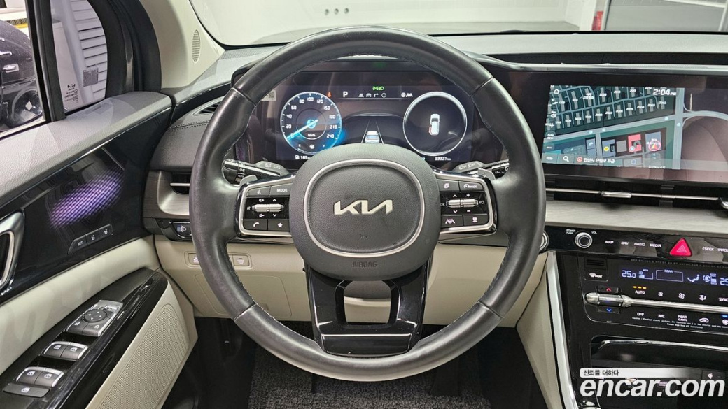 Kia Carnival 9-Seater Signature, 2022