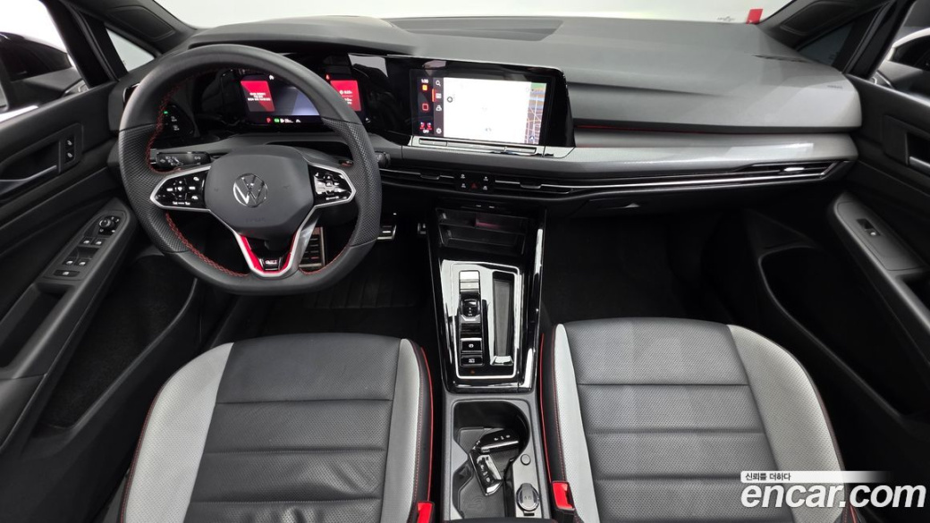 Volkswagen Golf 2.0 GTI, 2024