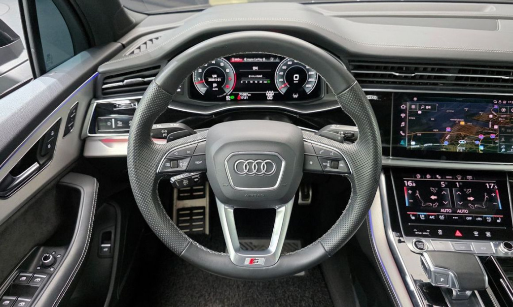 Audi Q7 55 TFSI Quattro Premium, 2022