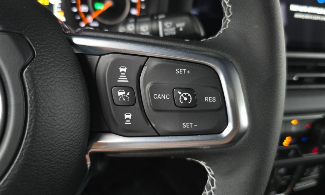 Jeep Wrangler 2.0 Sahara Power Top 4Door, 2025