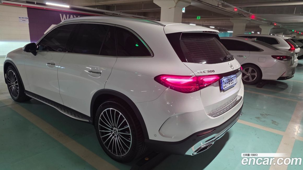 Mercedes-Benz GLC-Class GLC300 4MATIC AMG Line, 2024
