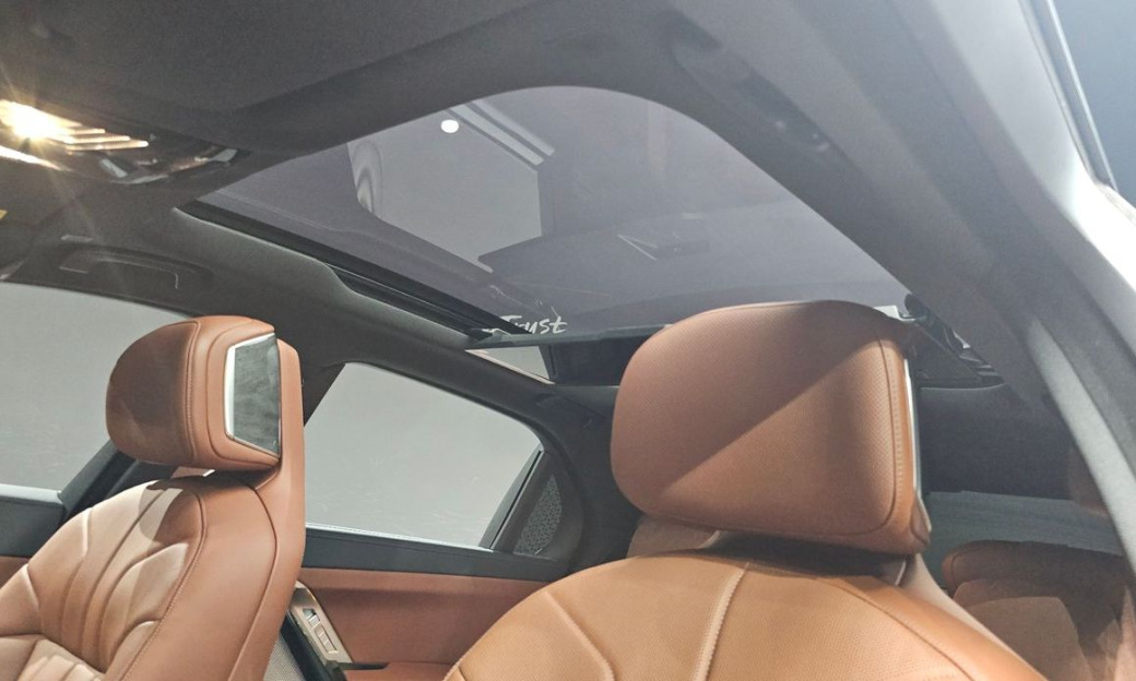 BMW 7-Series 740i sDrive M Sport, 2024