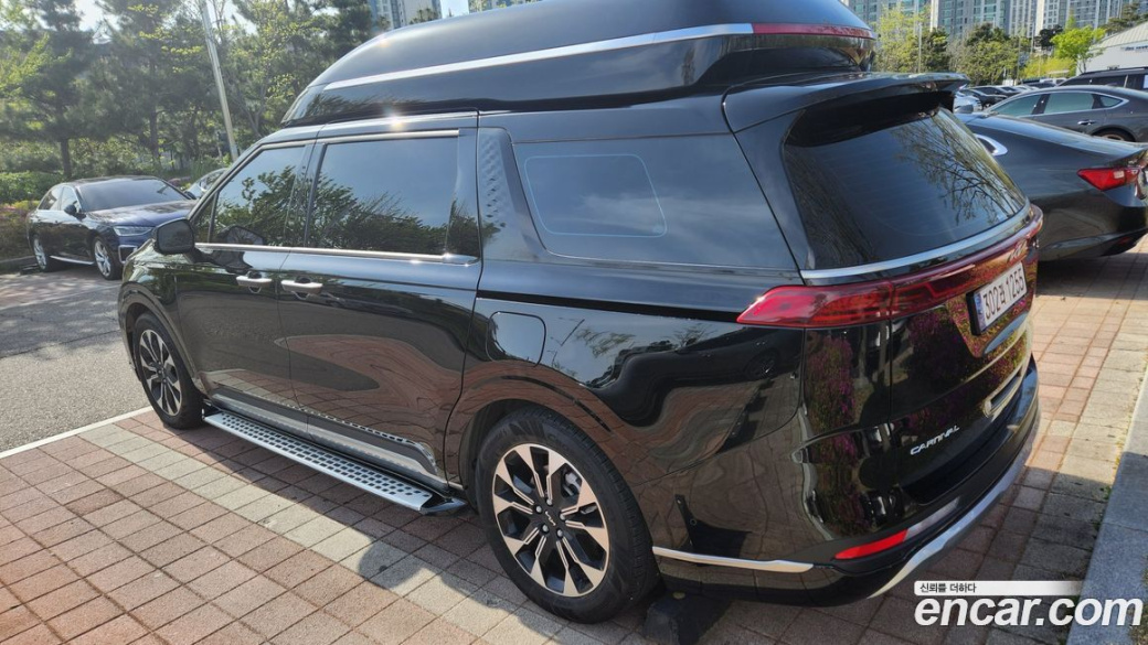 Kia Carnival 7-Seater Hi-Limousine, 2022
