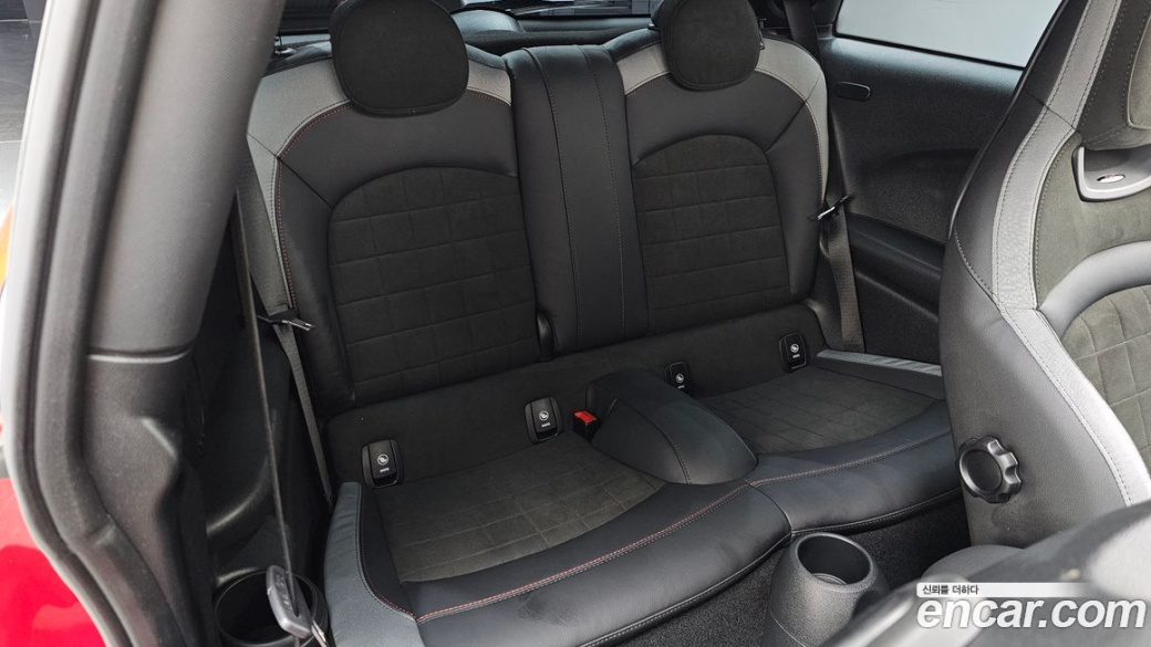 Mini Cooper JCW, 2024