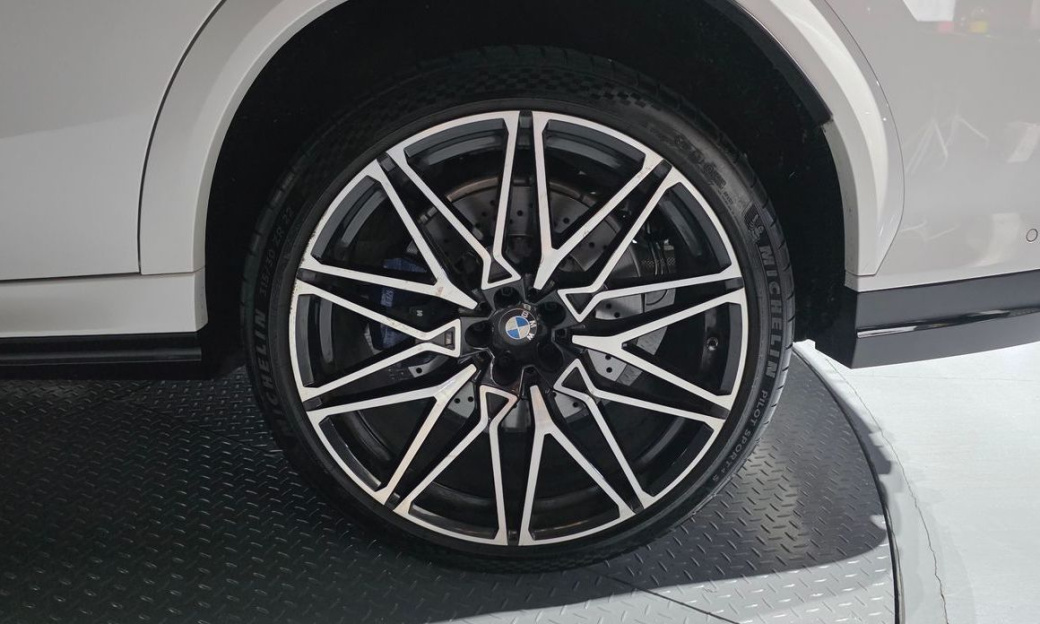 BMW X6M 4.4 Competition, 2024