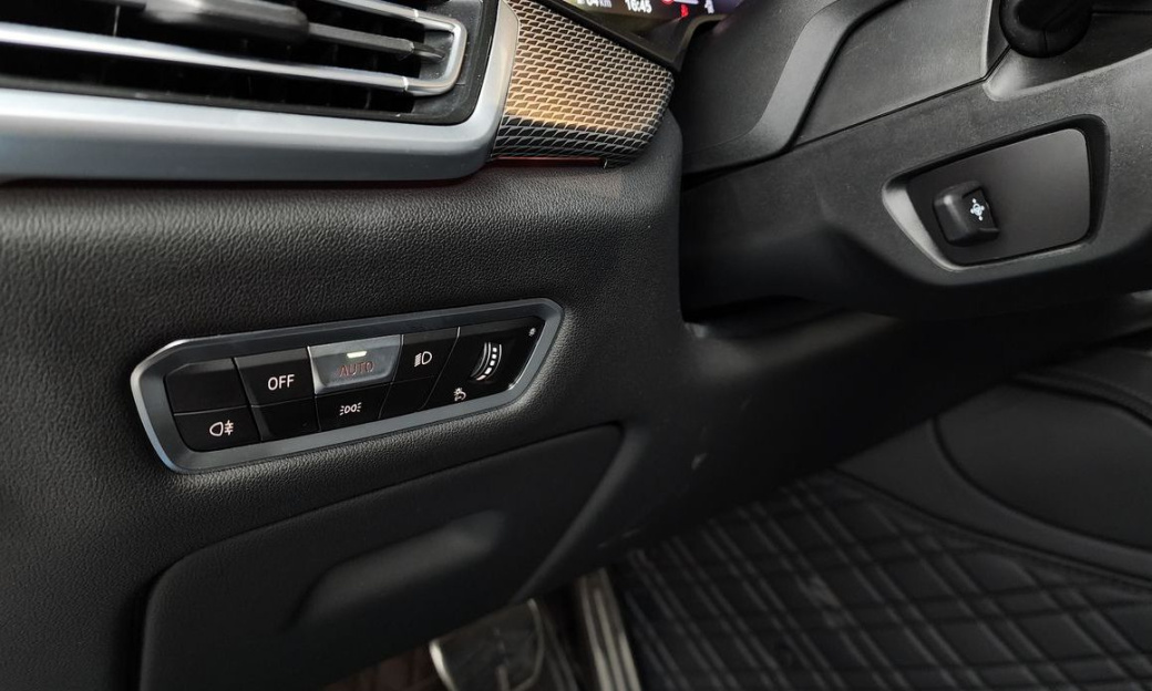 BMW X6 xDrive40i M Sport, 2023