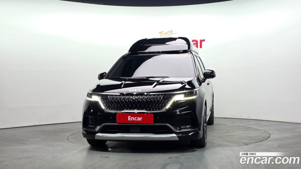 Kia Carnival 9-Seater Hi-Limousine, 2022