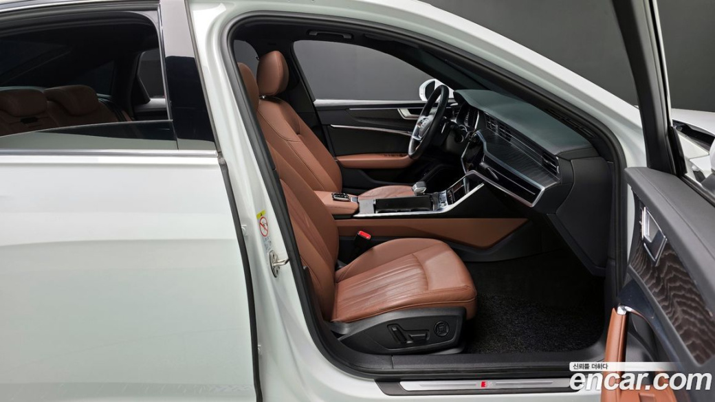 Audi A6 45 TFSI Premium, 2023