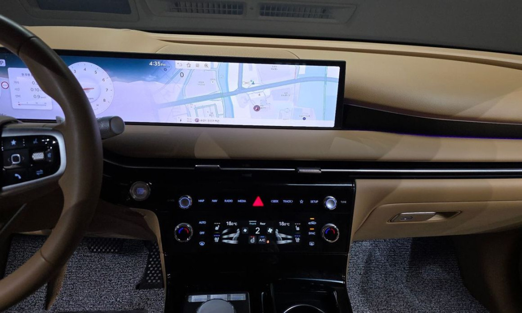 Genesis G80 Gasoline 2.5 Turbo 2WD, 2025