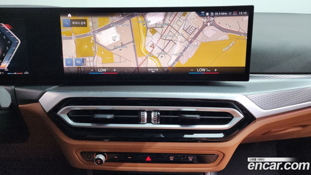 BMW 3-Series 320i M Sport, 2023