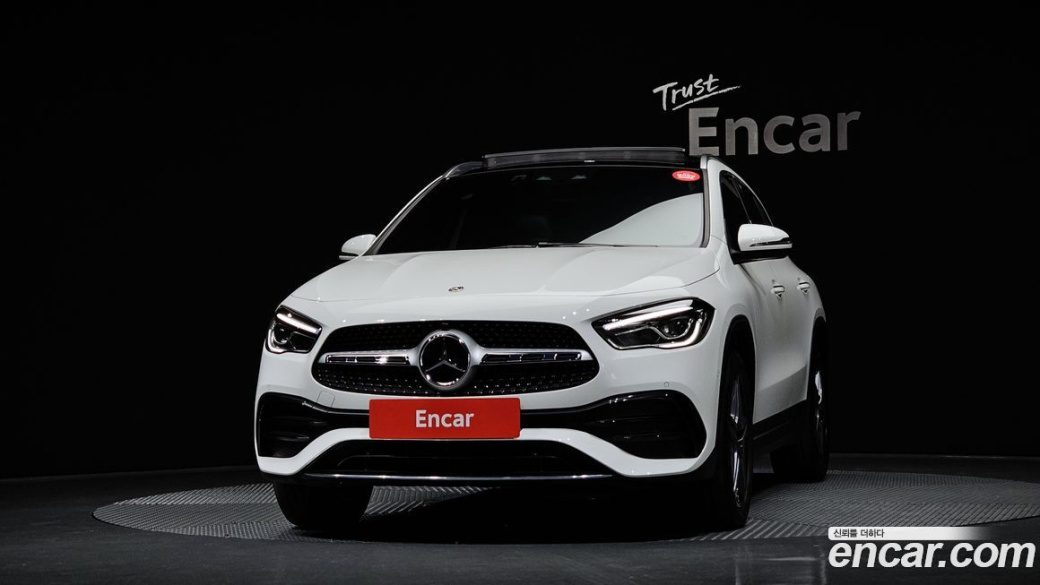 Mercedes-Benz GLA-Class GLA250 4MATIC, 2023