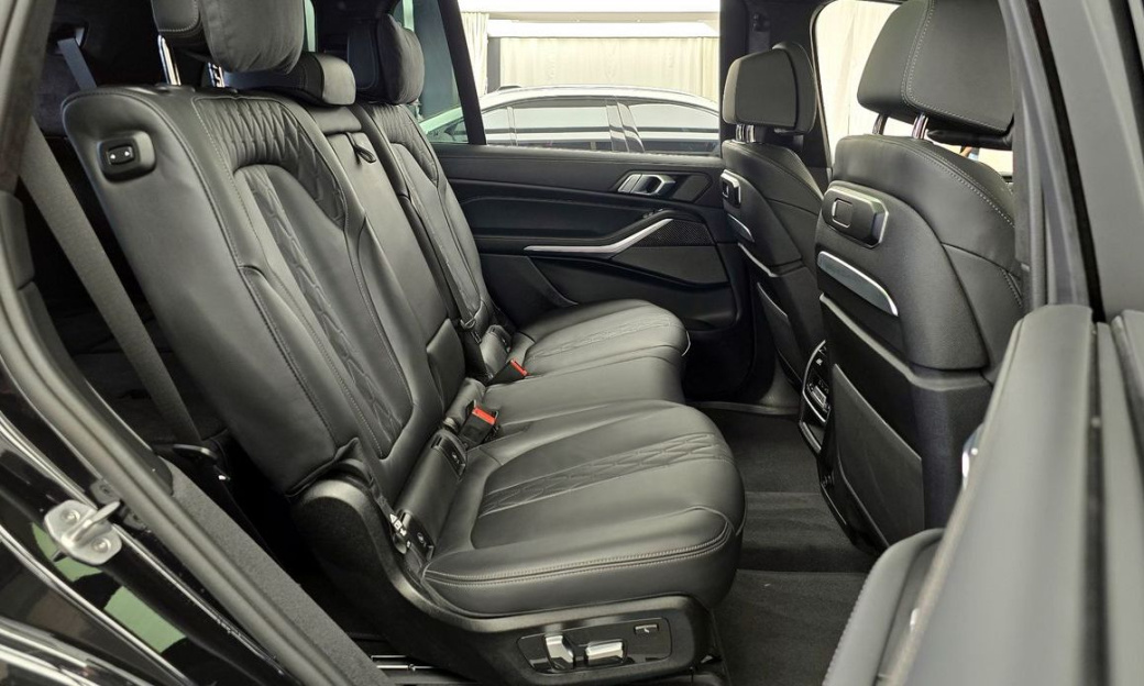 BMW X7 xDrive 40i M Sport 7STR, 2025