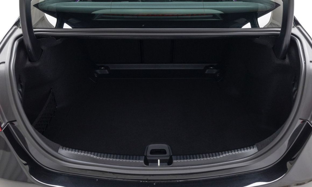 Mercedes-Benz C-Class C200 Avantgarde, 2025
