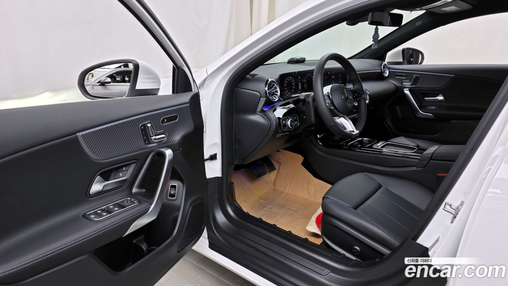 Mercedes-Benz A-Class A220 Sedan, 2025
