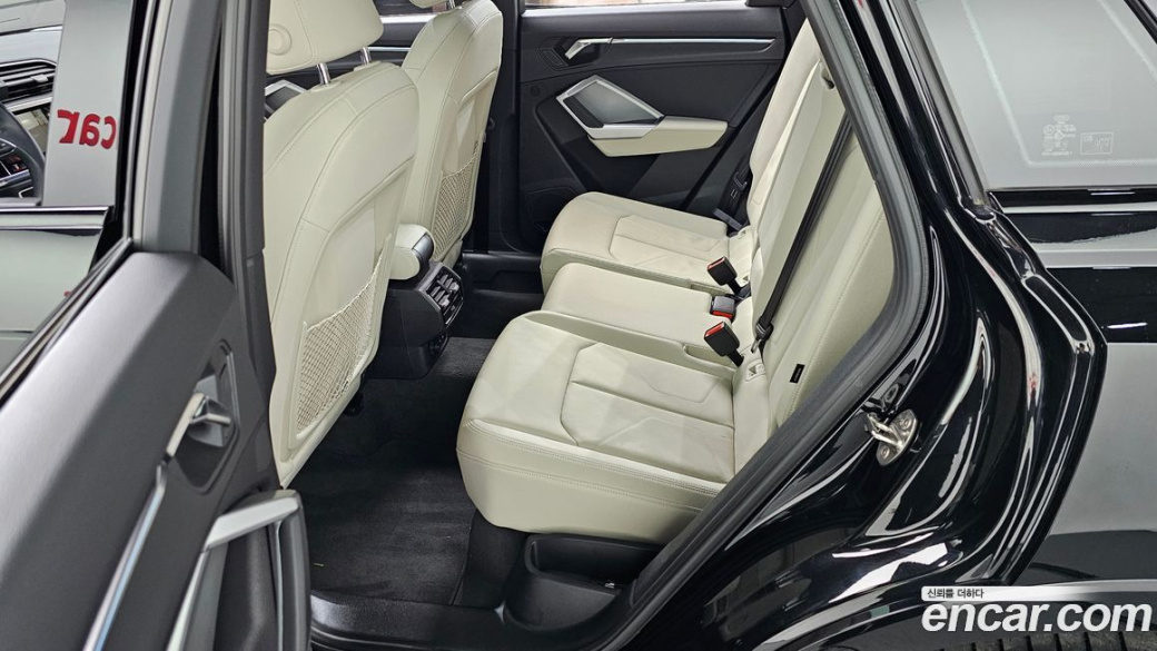 Audi Q3 40 TFSI Quattro Premium, 2025