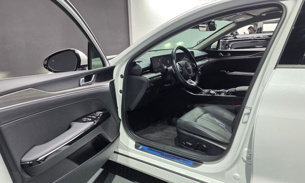 Kia K5 2.0, 2024