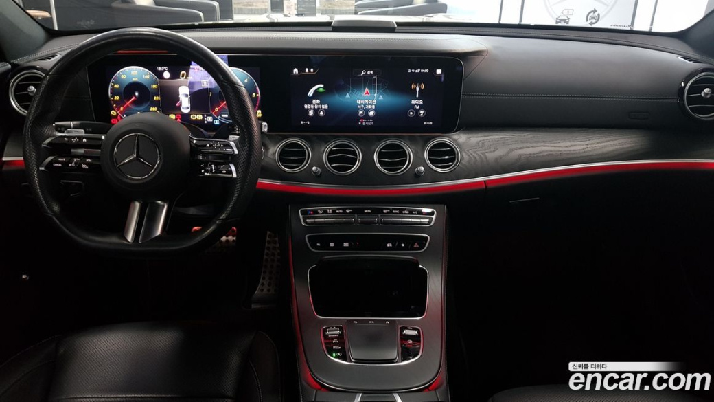 Mercedes-Benz E-Class E220d 4MATIC AMG Line, 2022