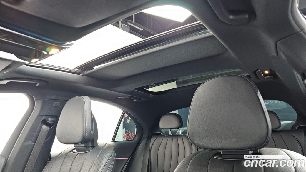 Mercedes-Benz E-Class E300 4MATIC Exclusive, 2024