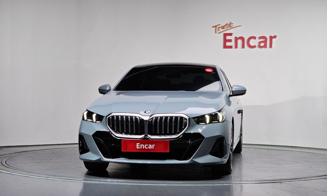BMW 5-Series 520i M Sport, 2024