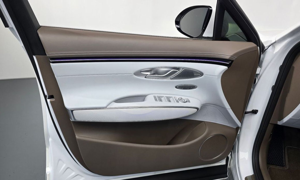 Genesis GV70 2.5T Gasoline AWD, 2025