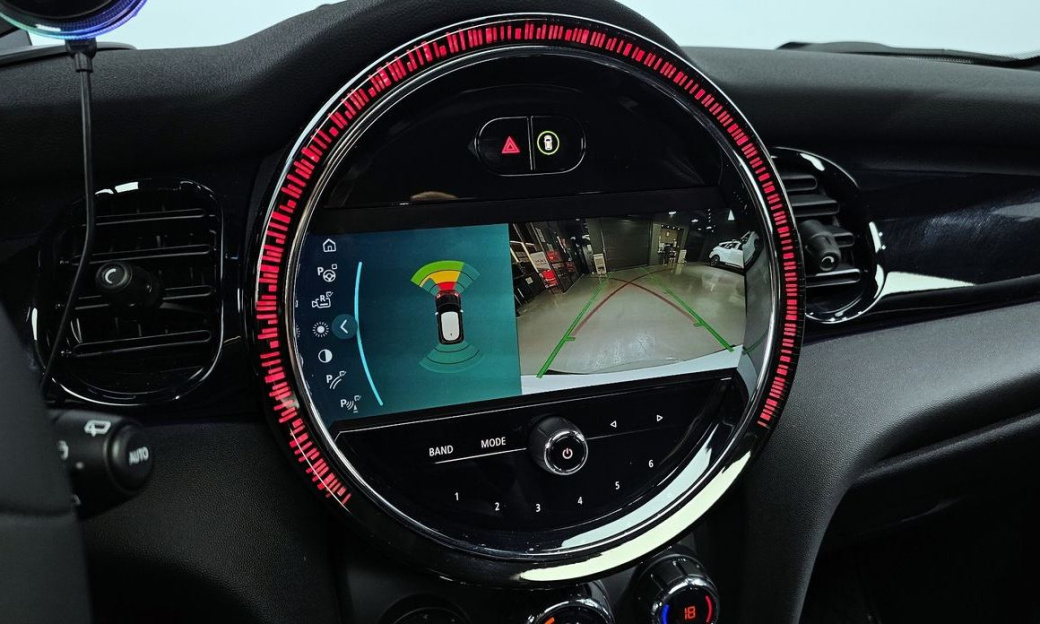Mini Cooper JCW, 2024