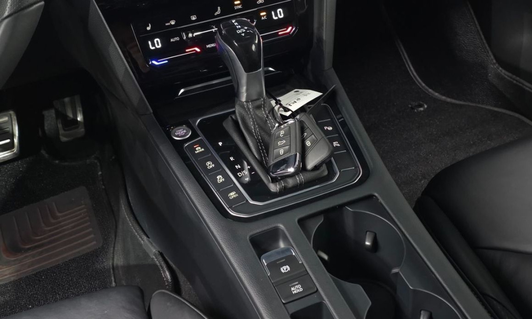 Volkswagen Arteon 2.0 TDI R-LIINE 4Motion, 2022