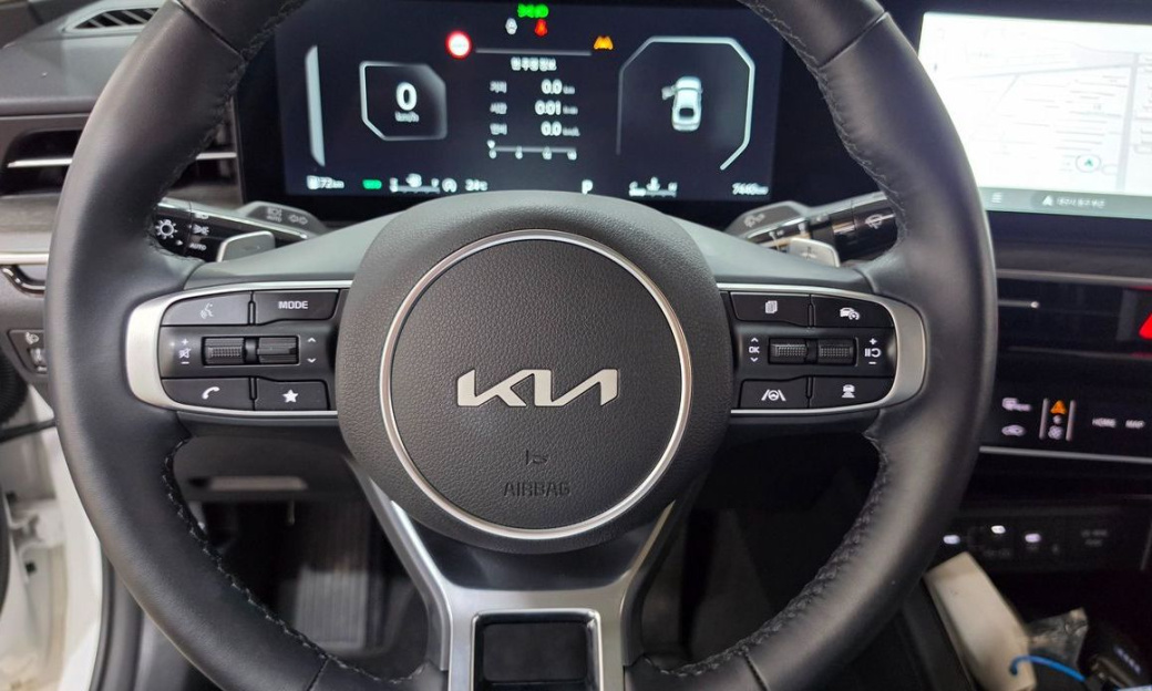 Kia K5 2.0, 2025