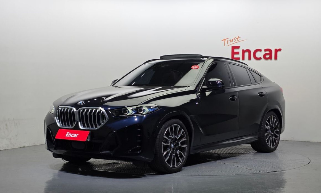 BMW X6 xDrive40i M Sport, 2024