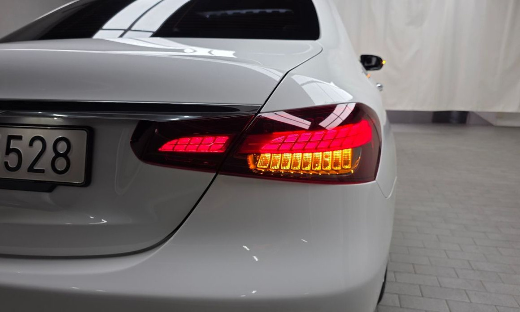 Mercedes-Benz E-Class E250 Avantgarde, 2022