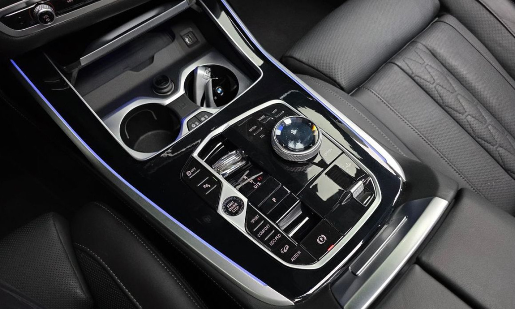 BMW X7 xDrive 40i M Sport 6STR, 2024