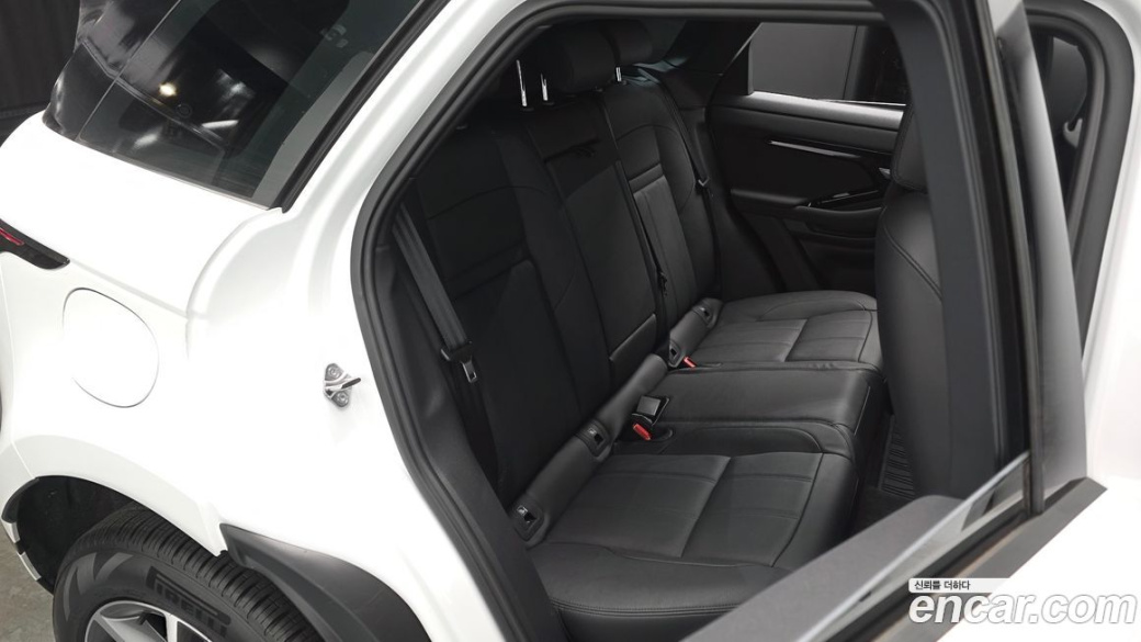 Land Rover Range Rover Evoque P250 Dynamic SE, 2024