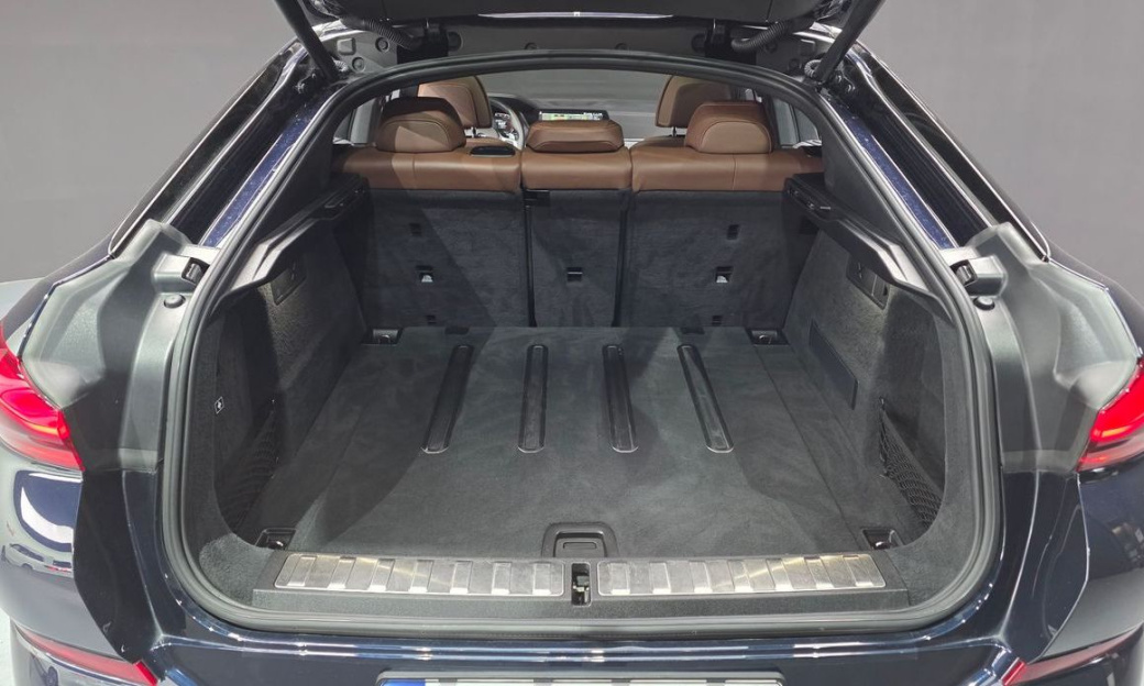 BMW X6 xDrive30d M Sport, 2023