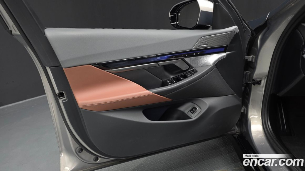 BMW 5-Series 530i xDrive M Sport, 2025